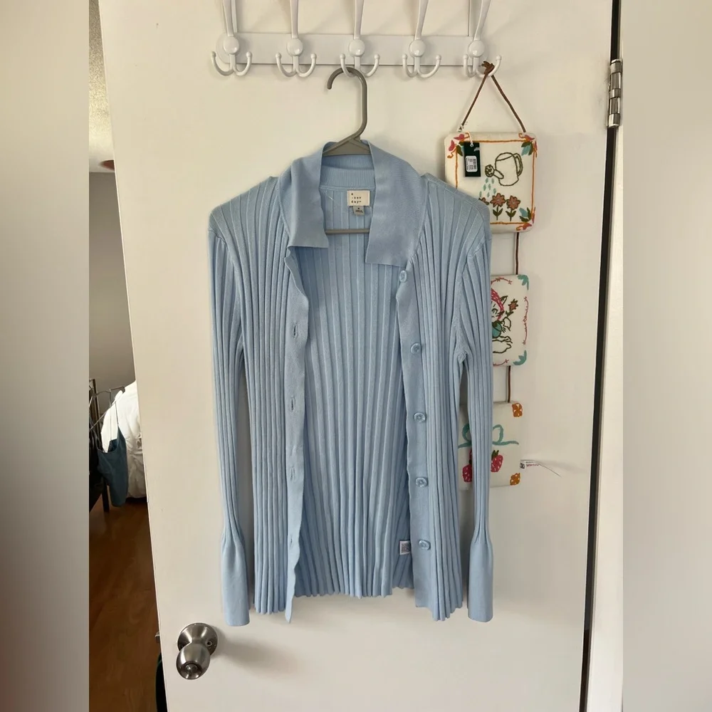A NEW DAY cardigan - Picture 2 of 7
